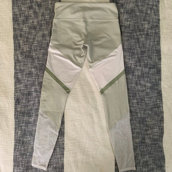 ALO Yoga Sheila V Stripe Mesh Panel Leggings - Picture 2 of 6